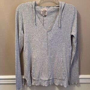 CHASER Woman's Size M Long Sleeve Lightweight V-neck Hoodie in color Light Gray